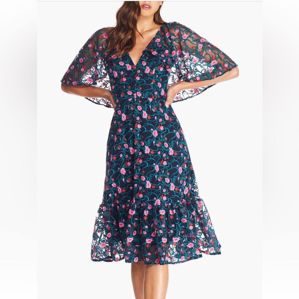 Dress the Population
Virginia Cape Sleeve
Embroidered Dress